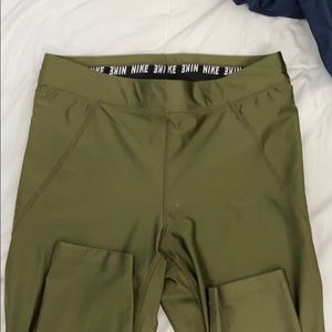Nike leggings